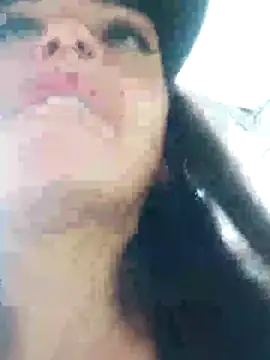 Snapshot of Moon_And_Sunn chatting on 11.04.25 Moon And Sunn online show from 11.04.25