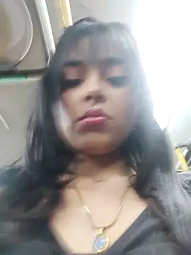 Snapshot of Moon_And_Sunn chatting on 11.09.25 Moon And Sunn online show from 11.09.25