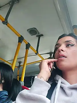 Snapshot of Moon_And_Sunn chatting on 11.15.25 Moon And Sunn online show from 11.15.25