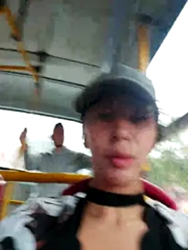 Snapshot of Moon_And_Sunn chatting on 12.05.25 Moon And Sunn online show from 12.05.25