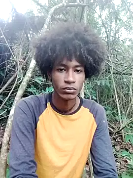 Snapshot of skinniyGabriel chatting on 11.06.25 skinniyGabriel online show from 11.06.25