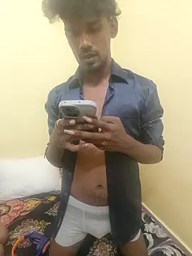 Snapshot of cutty_abi_ chatting on 02.17.26 cutty abi online show from 02.17.26