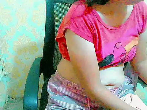 nhicole4u online show from 10.31.25