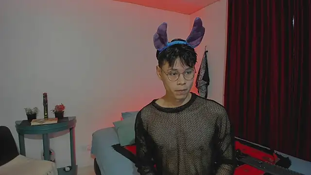 estmonnn online show from 11.01.25