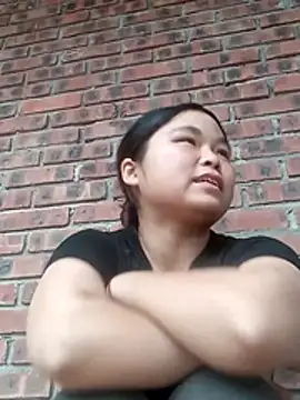 Snapshot of matbiec- chatting on 10.31.25 matbiec- online show from 10.31.25