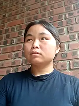 Snapshot of matbiec- chatting on 11.04.25 matbiec- online show from 11.04.25