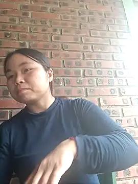 Snapshot of matbiec- chatting on 11.10.25 matbiec- online show from 11.10.25