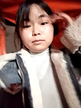 Snapshot of matbiec- chatting on 11.29.25 matbiec- online show from 11.29.25