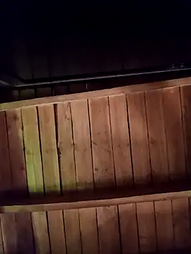 Snapshot of matbiec- chatting on 12.01.25 matbiec- online show from 12.01.25