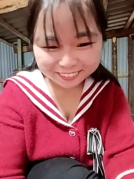 Snapshot of matbiec- chatting on 12.02.25 matbiec- online show from 12.02.25