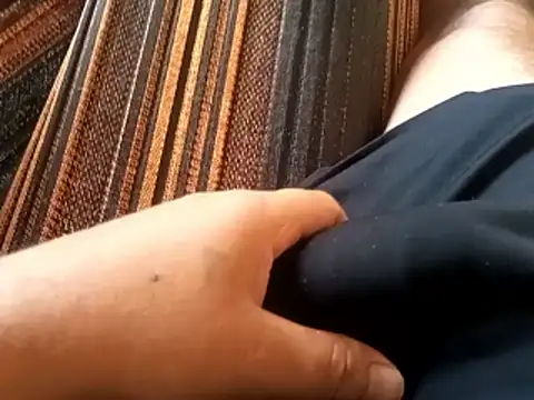 Snapshot of Ferreira87 chatting on 12.02.25 Ferreira87 online show from 12.02.25