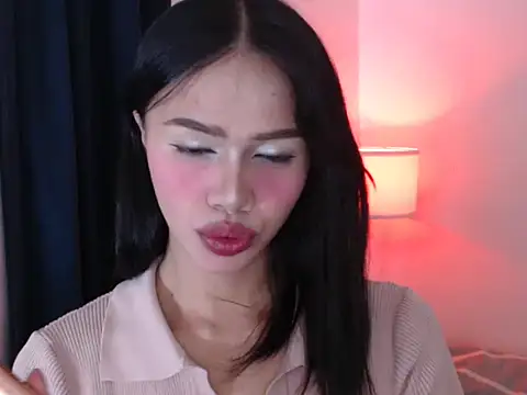 Snapshot of loveofparadise chatting on 02.27.26 loveofparadise online show from 02.27.26