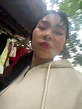 Snapshot of Nul-chal chatting on 11.27.25 Nul-chal online show from 11.27.25