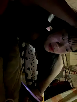 Snapshot of Nul-chal chatting on 12.03.25 Nul-chal online show from 12.03.25