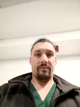 Snapshot of Abogado22 chatting on 10.29.25 Abogado22 online show from 10.29.25