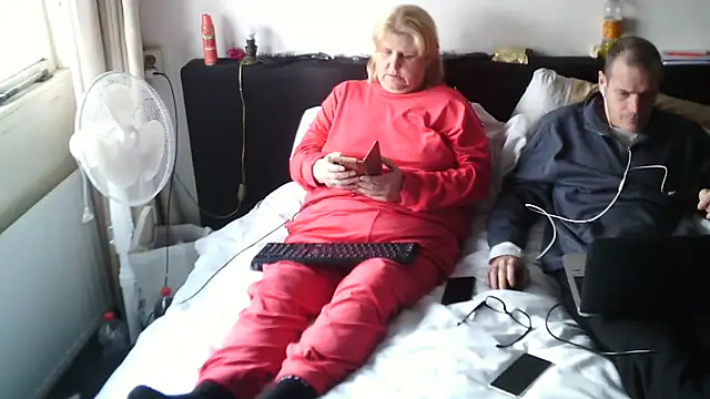 Sylviastar46 online show from 12.20.25