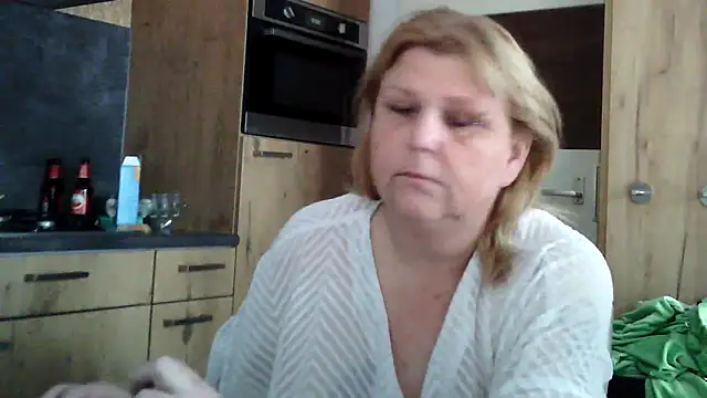 Sylviastar46 online show from 03.27.26