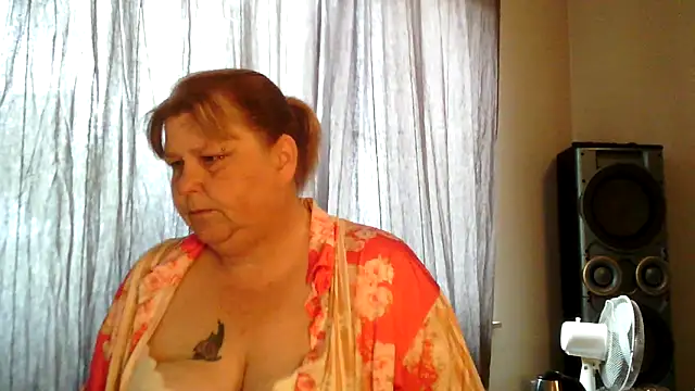 Sylviastar46 online show from 06.14.26