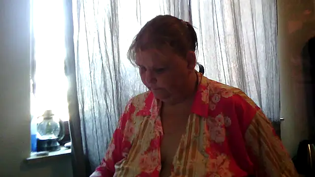 Sylviastar46 online show from 06.25.26