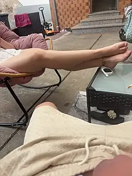Teeny-Slut18 online show from 07.18.26
