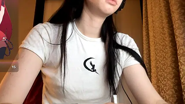 Snapshot of AnGallo chatting on 11.28.25 AnGallo online show from 11.28.25