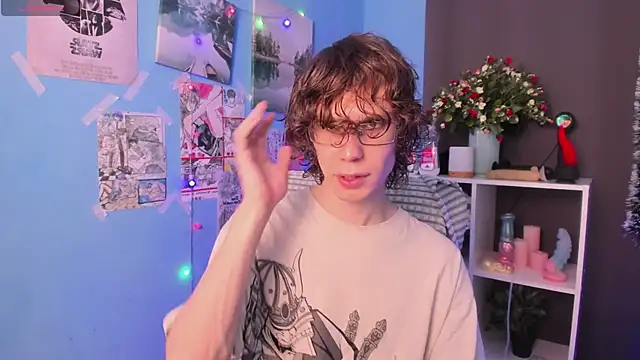 Snapshot of LeoBensyten chatting on 12.14.25 LeoBensyten online show from 12.14.25