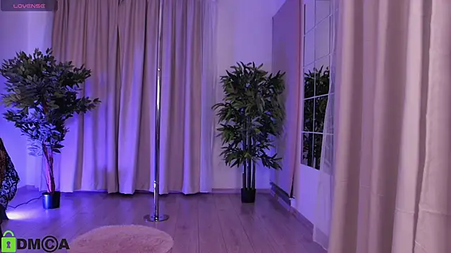 Snapshot of SidneyPuff chatting on 02.07.26 SidneyPuff online show from 02.07.26