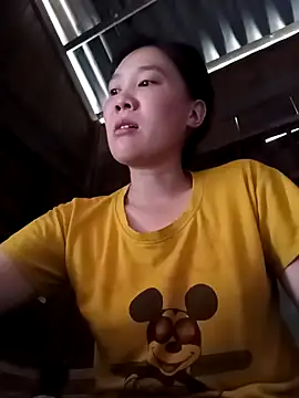 Snapshot of -Lana-123 chatting on 10.30.25 -Lana-123 online show from 10.30.25