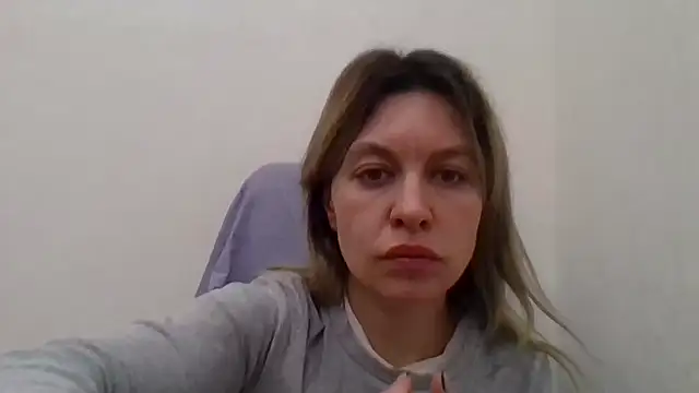 Little Milf 5 online show from 11.13.25