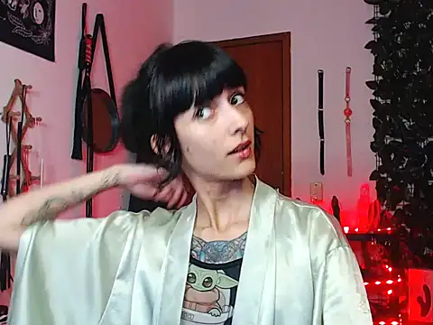 Snapshot of CarrieBurton chatting on 11.03.25 CarrieBurton online show from 11.03.25