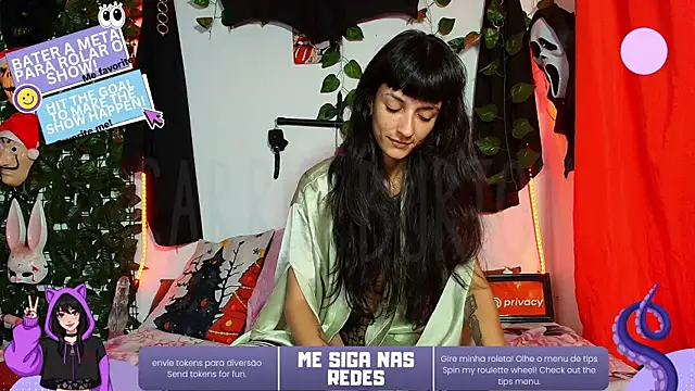 Snapshot of CarrieBurton chatting on 12.03.25 CarrieBurton online show from 12.03.25