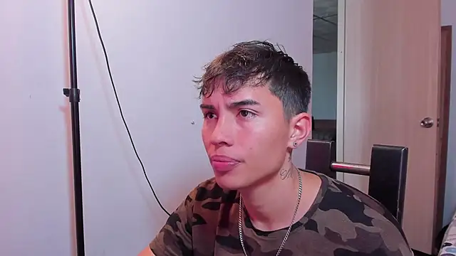 MollyandFher online show from 11.22.25