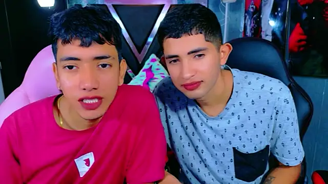 Snapshot of darwinandbrayann chatting on 11.19.25 darwinandbrayann online show from 11.19.25