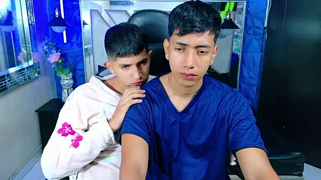 Snapshot of darwinandbrayann chatting on 01.12.26 darwinandbrayann online show from 01.12.26