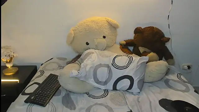 Snapshot of darwinandbrayann chatting on 03.10.26 darwinandbrayann online show from 03.10.26