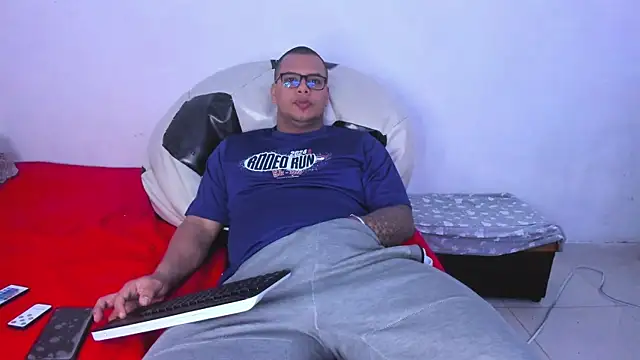 LucassFoster online show from 12.16.25