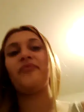 Snapshot of larubia_arg chatting on 11.01.25 larubia arg online show from 11.01.25