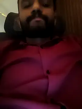 Advance01 online show from 11.06.25