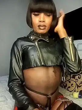 Snapshot of Lucile_Carrie chatting on 04.03.26 Lucile Carrie online show from 04.03.26