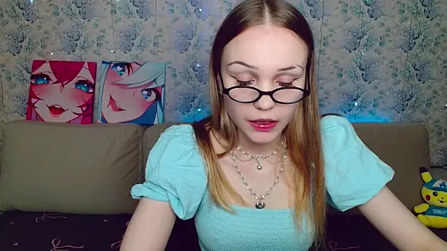 Snapshot of phreshgirlswag chatting on 11.04.25 phreshgirlswag online show from 11.04.25