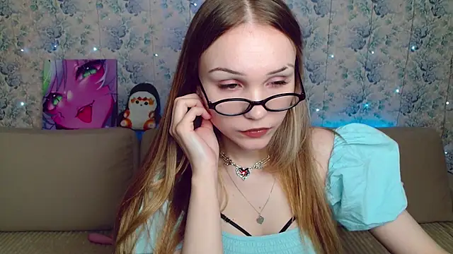 Snapshot of phreshgirlswag chatting on 11.11.25 phreshgirlswag online show from 11.11.25