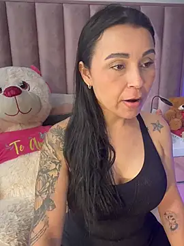Natural BIGASS Nina online show from 06.30.26
