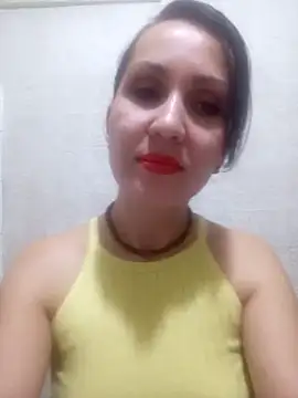 Snapshot of Hhanna chatting on 11.02.25 Hhanna online show from 11.02.25