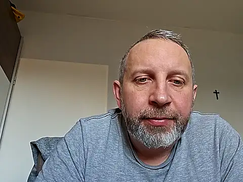 Snapshot of ghost430000 chatting on 11.16.25 ghost430000 online show from 11.16.25