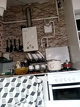 Snapshot of MilkySky chatting on 11.30.25 MilkySky online show from 11.30.25