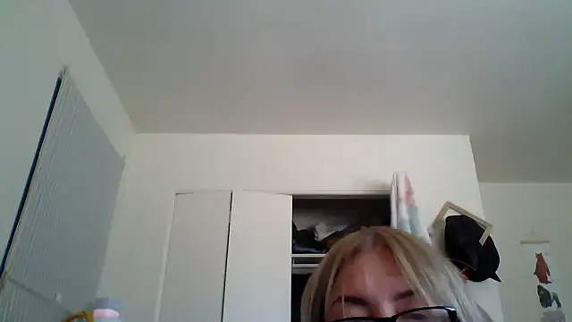 Snapshot of Fargo488 chatting on 10.30.25 Fargo488 online show from 10.30.25