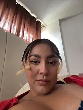 Elina Hills online show from 05.06.26