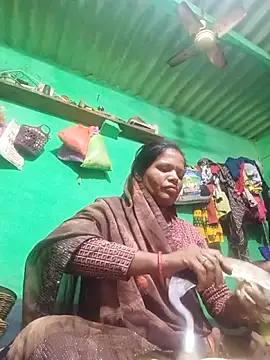 Snapshot of Sangita_k chatting on 11.08.25 Sangita k online show from 11.08.25