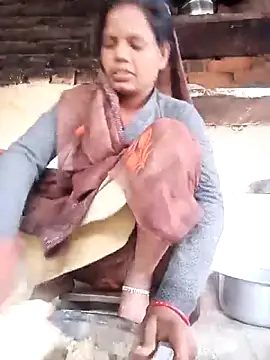 Snapshot of Sangita_k chatting on 11.12.25 Sangita k online show from 11.12.25