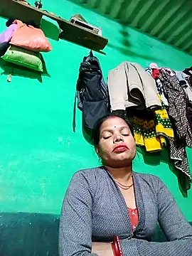 Snapshot of Sangita_k chatting on 11.13.25 Sangita k online show from 11.13.25